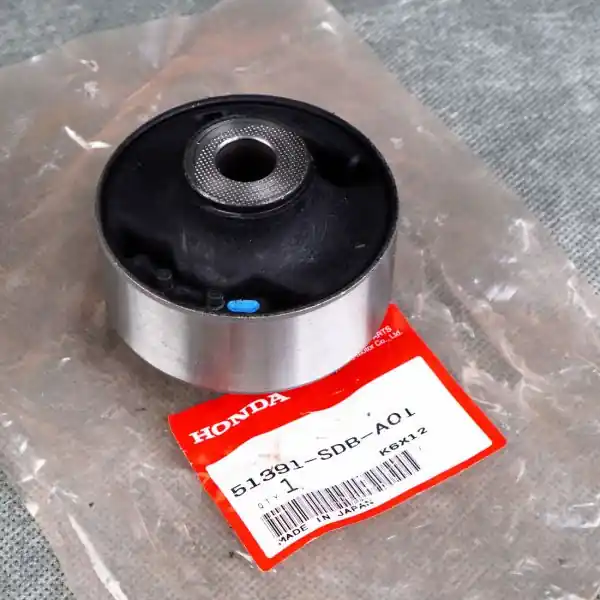 OEM tuleja wahacza przedniego Accord 7gen 03-08 K20, K24, N22, kombi Sprawdź teraz