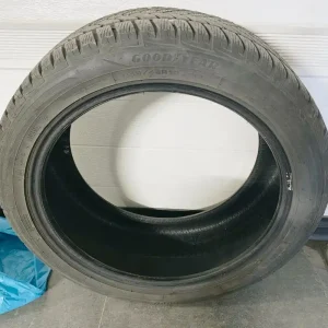 GOODYEAR ULTRAGRIP PERFORMANCE+ 245/45R18 100 V Taniej