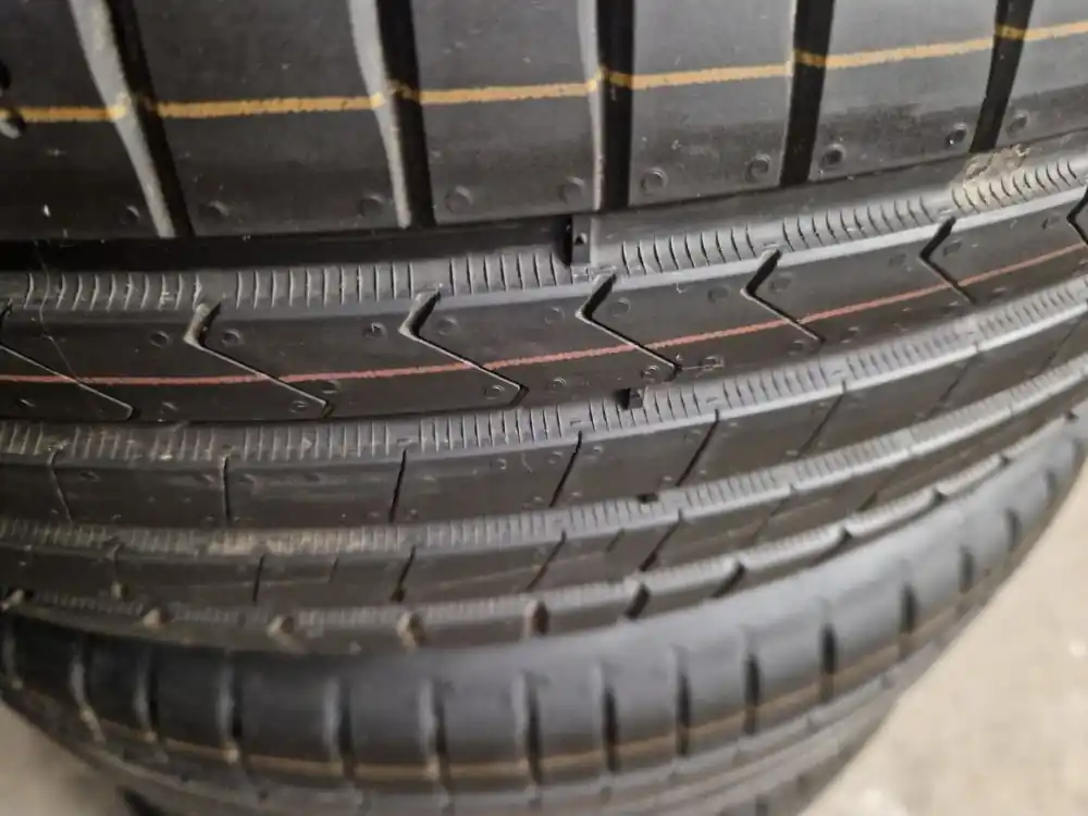 Obniżka ceny Nowe opony 215/65/17 komplet Hankook Ventus Prime 4-DOT1925