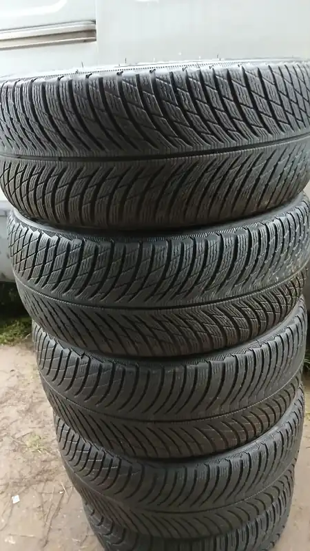 Opony zimowe Michelin 245/40R19 PilotAlpin5 2023r kpl 7.5mm Nowy