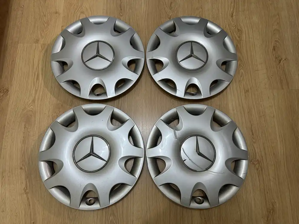 Kołpaki od Mercedesa (4 sztuki) Bezpieczna płatność