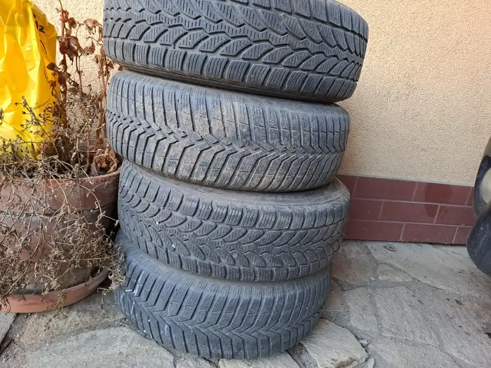 4 0pony zimowe 195/65 15" na felgach ET49 6Jx15 5x110 mm 5 śrub Opel Wybór klientów