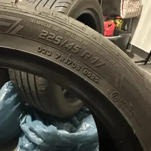 4 opony Vredestein ultra+ 225/45R17 Cena promocyjna